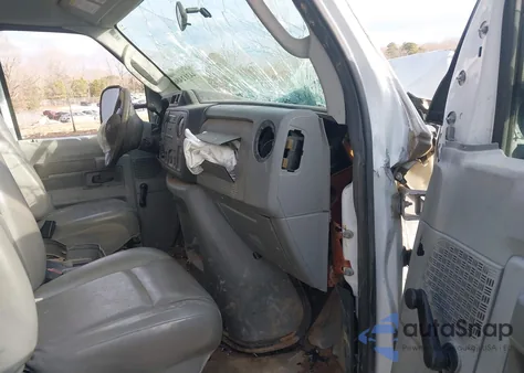 2013 Ford E-250 Commercial из США, поврежденный, VIN 1FTNE2EW8DDA98936